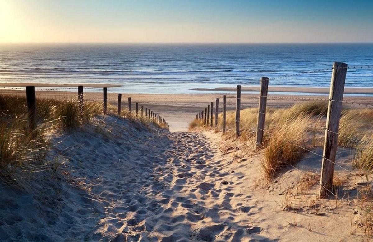 Strand83 Egmond aan Zee Buitenkant foto